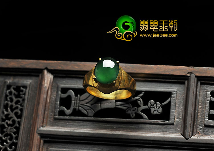 冰玻种菠菜绿缅甸翡翠A货戒面