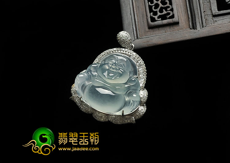 冰玻种淡晴水缅甸翡翠A货镶白金玉佛胸坠（真钻）