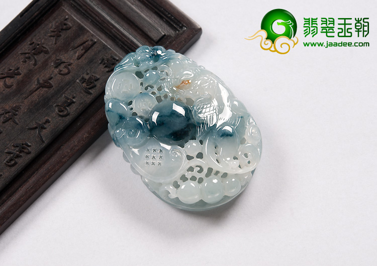 糯冰种飘花缅甸翡翠A货龙行如意挂件