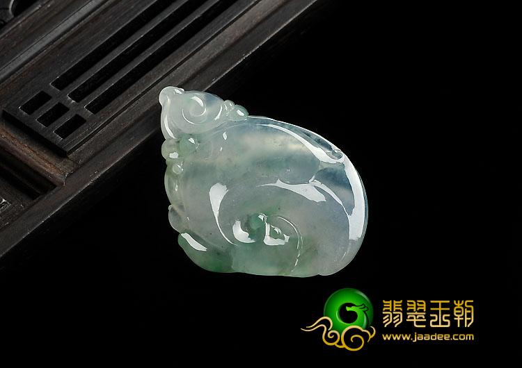 冰种飘翠缅甸翡翠A货如意挂件