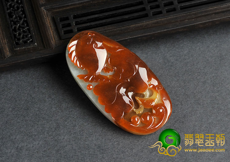 糯冰种红翡缅甸翡翠A货年年有余挂件