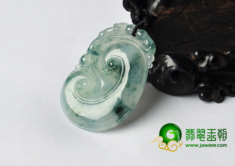 冰种飘花缅甸翡翠A货如意挂件