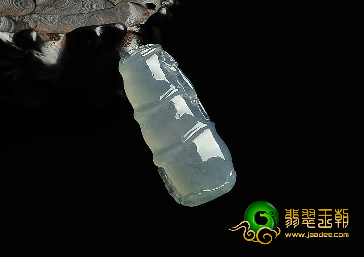 糯冰种晴水缅甸翡翠A货节节高挂件