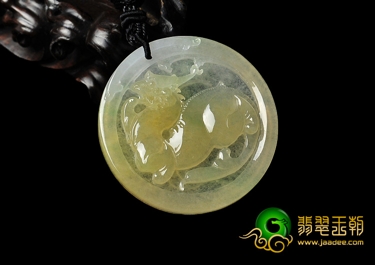 冰种黄翡缅甸翡翠A货龙凤呈祥挂件
