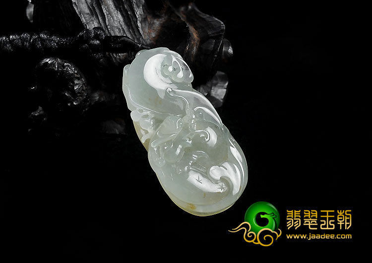 冰种晴水缅甸翡翠A货一夜成龙挂件