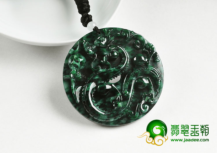 糯冰种癣加绿缅甸翡翠A货龙牌挂件