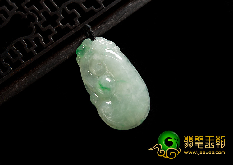 糯冰种飘翠缅甸翡翠A货如意寿挂件