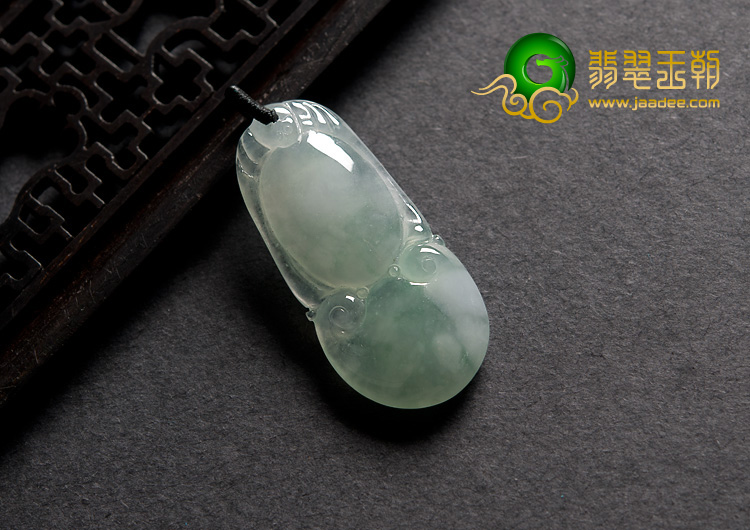 冰种飘花缅甸翡翠A货如意寿挂件