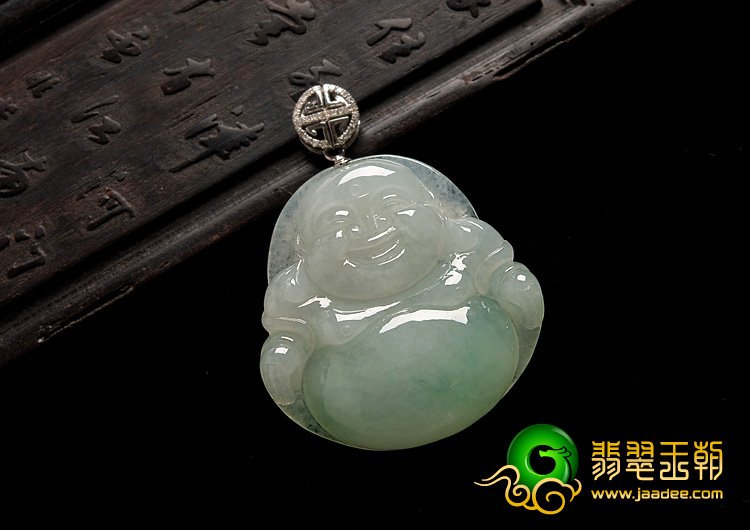 糯冰种翠色缅甸翡翠A货玉佛挂件