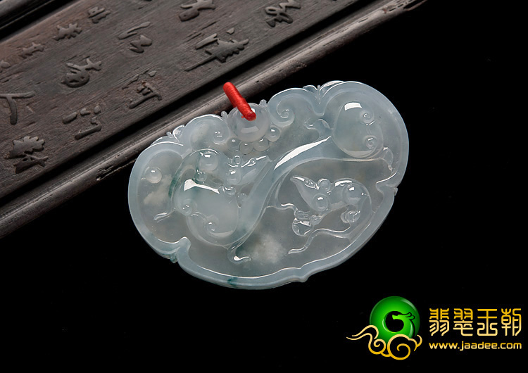 冰种飘花缅甸翡翠A货如意锁挂件