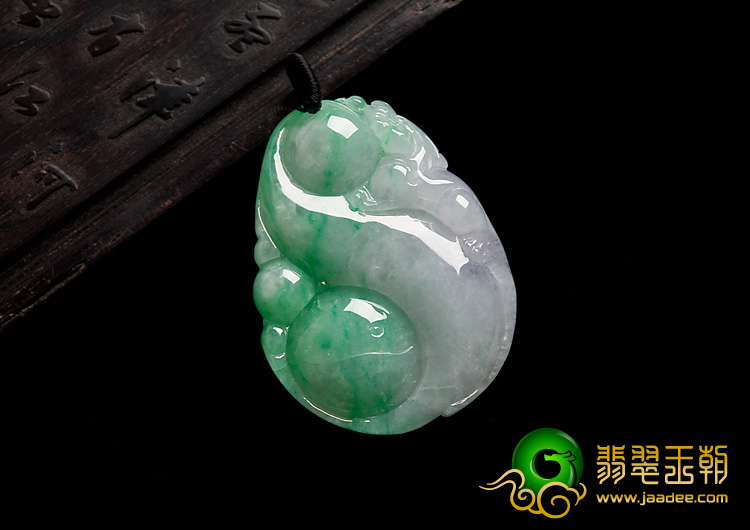 糯冰种翠色缅甸翡翠A货有求必应挂件