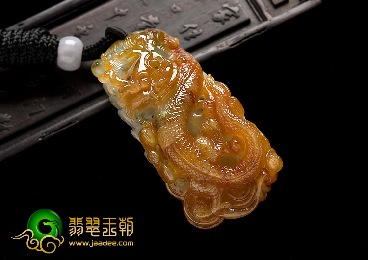 糯冰种红黄翡缅甸翡翠A货龙挂件