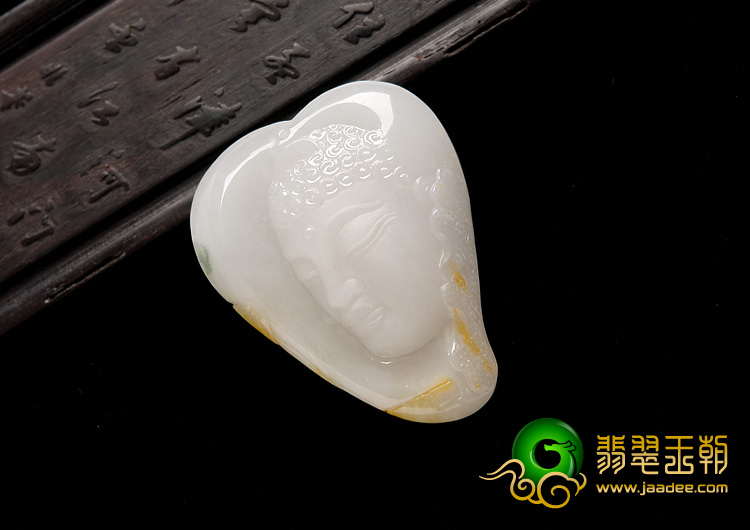 糯冰种略飘花缅甸翡翠A货释迦牟尼头挂件