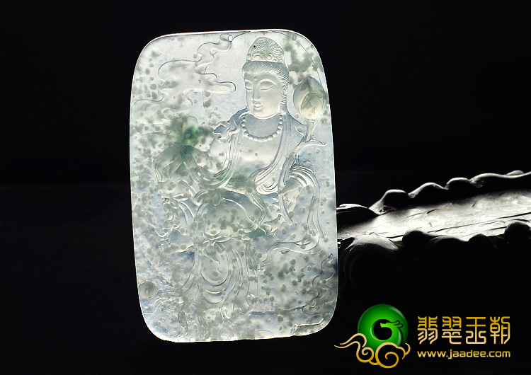冰玻种飘花缅甸翡翠A货水月观音挂件