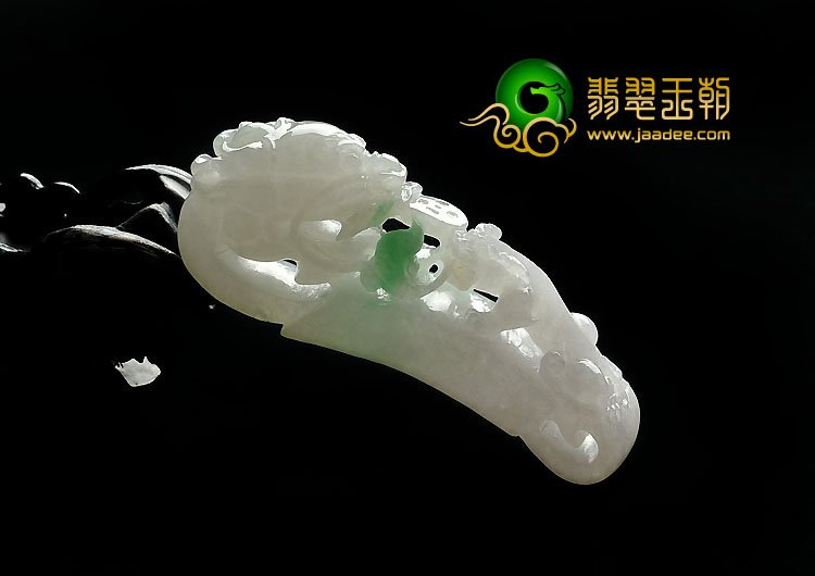 糯冰种白底青缅甸翡翠A货望子成龙挂件