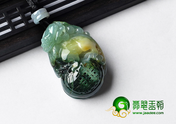 糯冰种黄加绿缅甸翡翠A货事事如意挂件