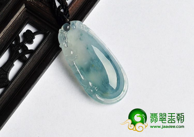 冰种飘花缅甸翡翠A货貔貅福瓜挂件