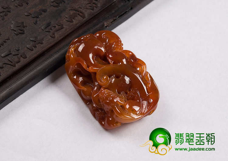 糯冰种褐红翡缅甸翡翠A货草龙挂件