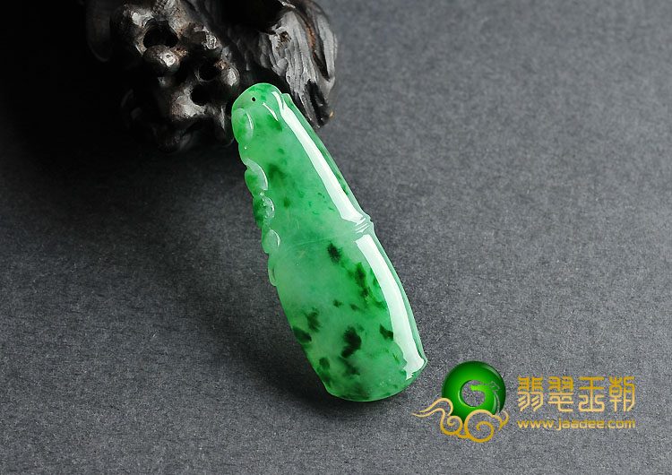 冰种飘翠缅甸翡翠A货节节高挂件