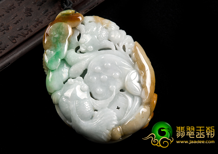 细糯种三彩缅甸翡翠A货金玉满堂手玩件