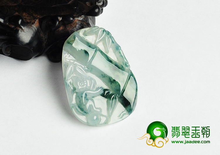 冰种飘花缅甸翡翠A货猴戏竹挂件