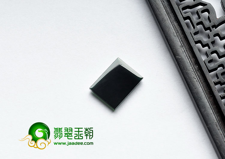冰玻种墨翠缅甸翡翠A货长方形戒面