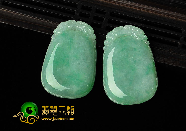 糯冰种飘翠缅甸翡翠A货平安牌挂件（单价）