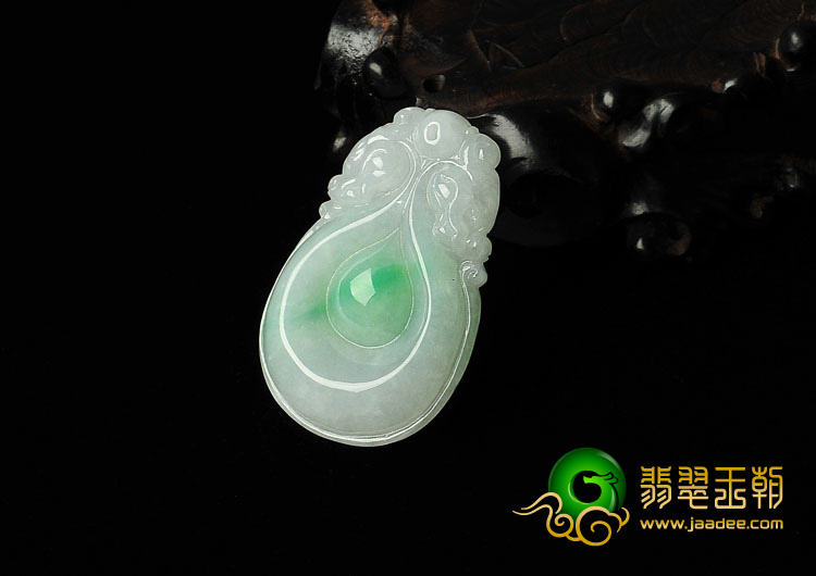 糯冰种白底青缅甸翡翠A货福在眼前挂件