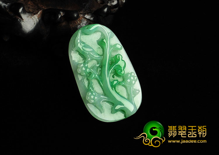 糯冰种白底青缅甸翡翠A货喜上眉梢挂件