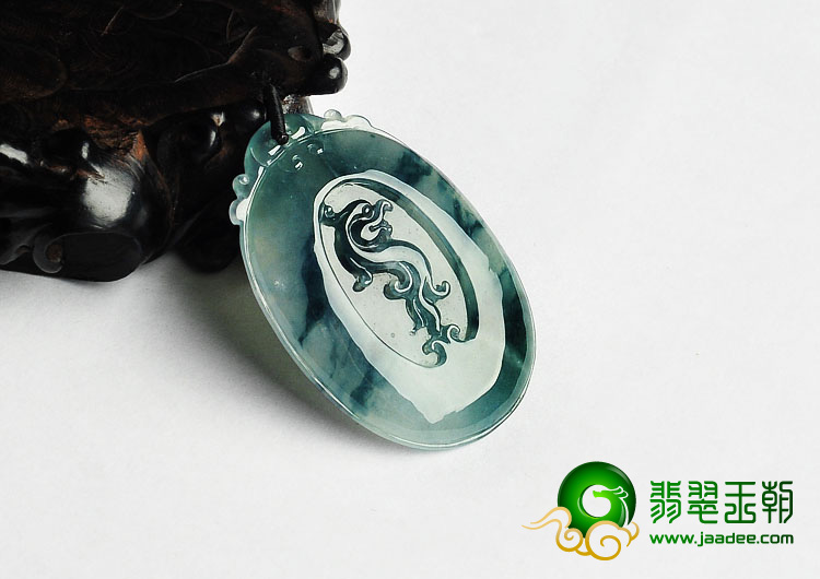 冰种飘花缅甸翡翠A货仿古龙牌挂件