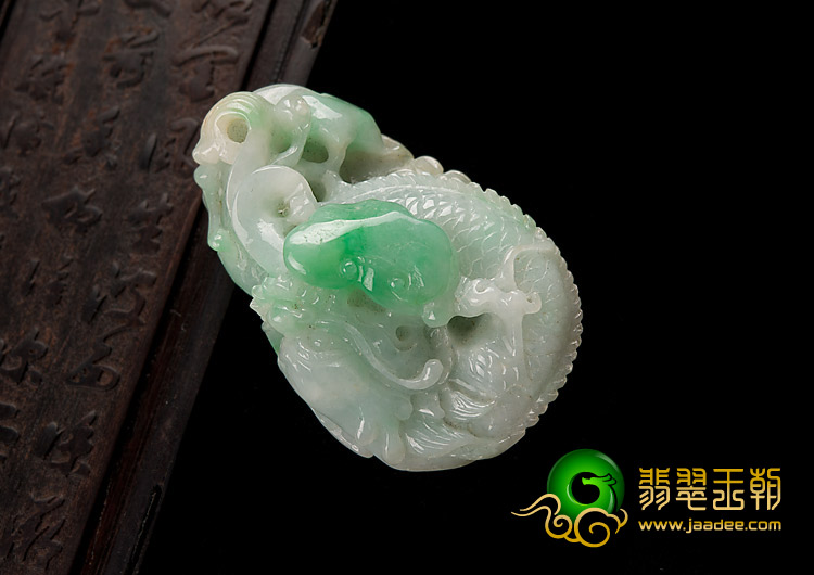 糯冰种飘翠缅甸翡翠A货龙如意挂件
