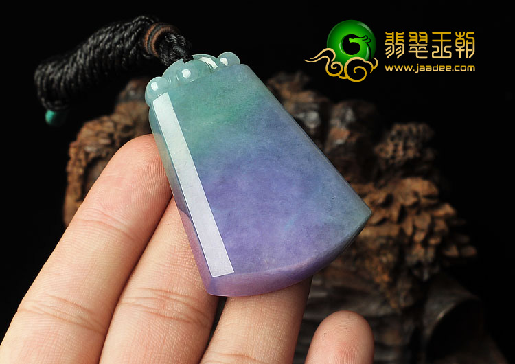 糯冰种春带彩缅甸翡翠A货平安牌挂件