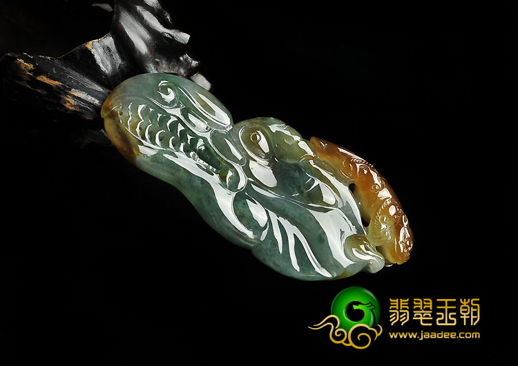 冰种黄翡飘花缅甸翡翠A货兽头挂件