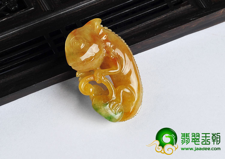 糯冰种黄加绿缅甸翡翠A货今非昔比挂件