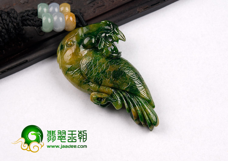细糯种黄加绿缅甸翡翠A货英明神武挂件