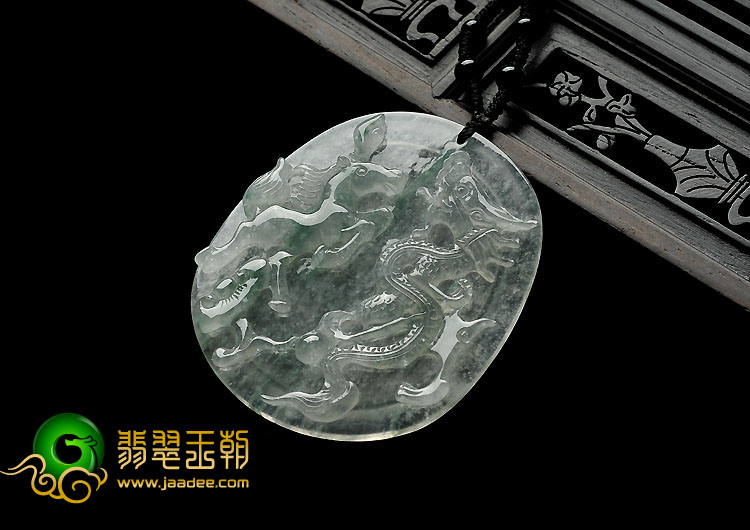 冰种飘花缅甸翡翠A货龙马精神挂件