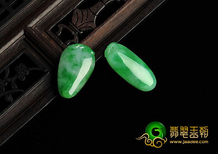 糯冰种飘翠缅甸翡翠A货福瓜挂件（单价）