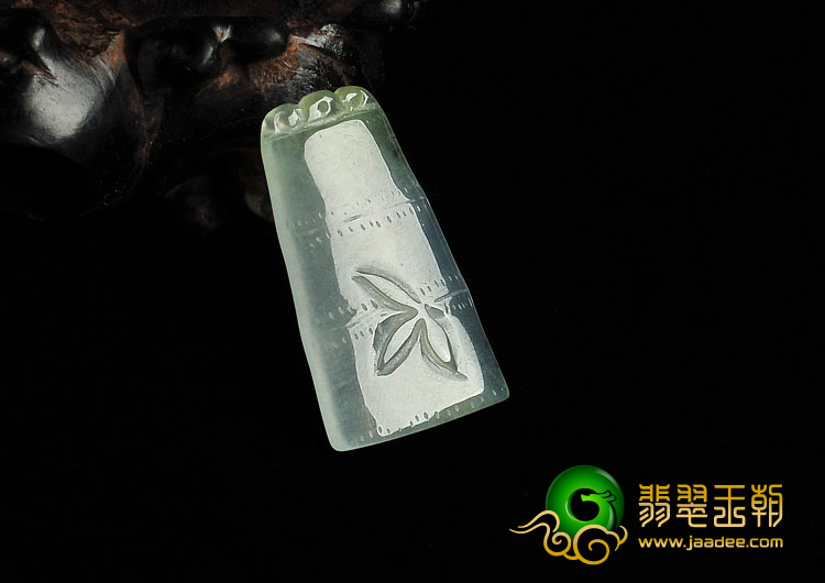 冰种淡晴水缅甸翡翠A货节节高挂件