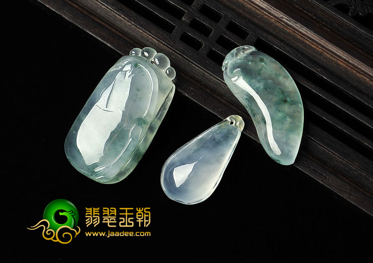 冰种飘花缅甸翡翠A货福瓜挂件（单价）