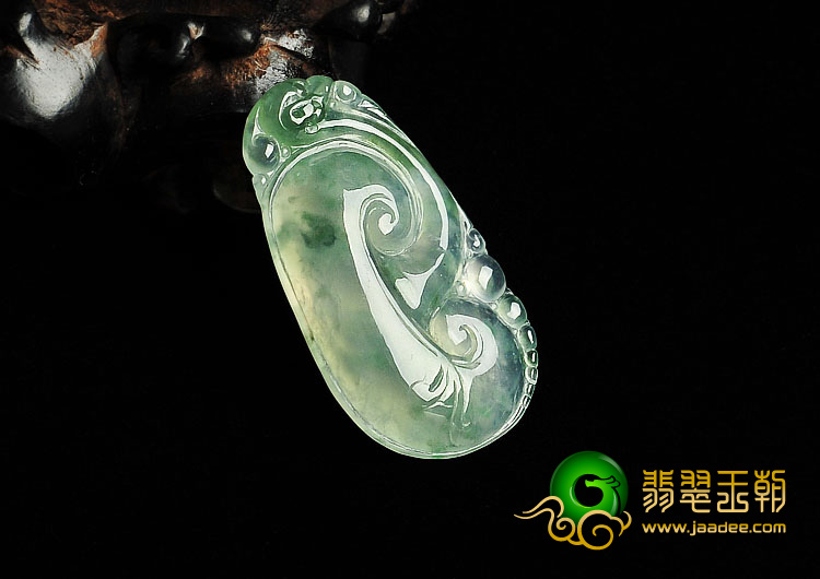冰种飘花缅甸翡翠A货如意挂件