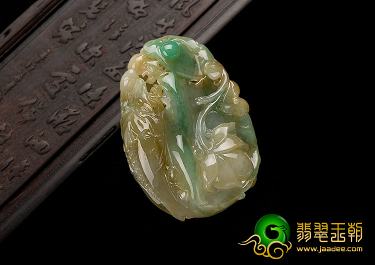 冰种黄加绿缅甸翡翠A货年年有余挂件