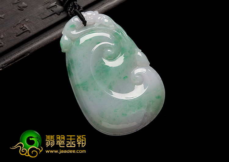 糯冰种白底青缅甸翡翠A货如意挂件