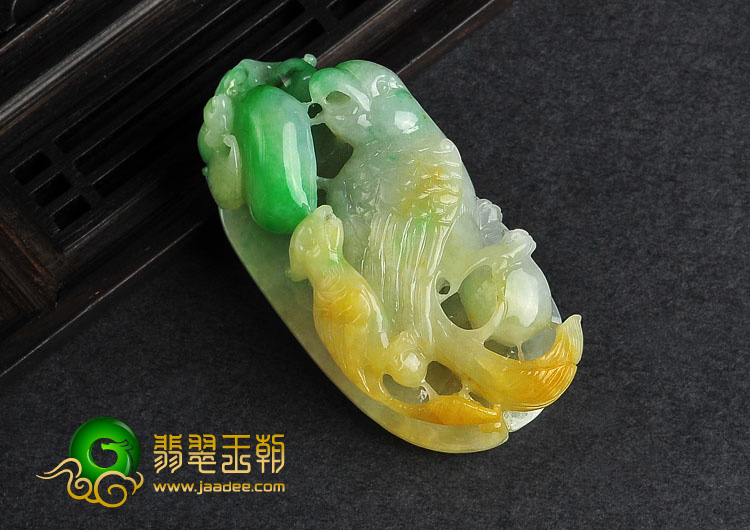 糯冰种黄加绿缅甸翡翠A货英明神武挂件