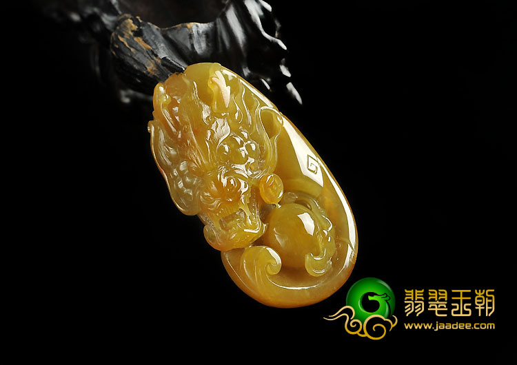 冰种黄翡缅甸翡翠A货龙头挂件