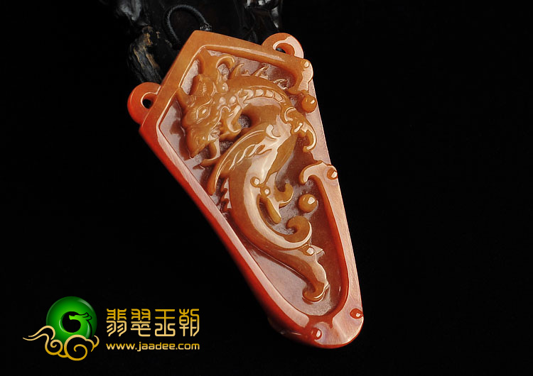 糯冰种红黄翡缅甸翡翠A货仿古龙挂件