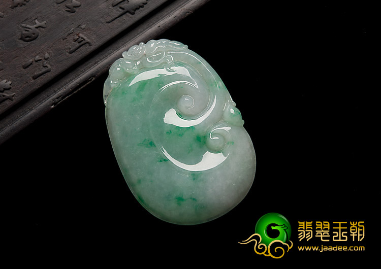糯冰种飘翠缅甸翡翠A货如意挂件