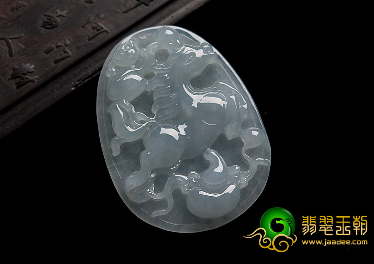 冰种晴水缅甸翡翠A货马上封侯挂件