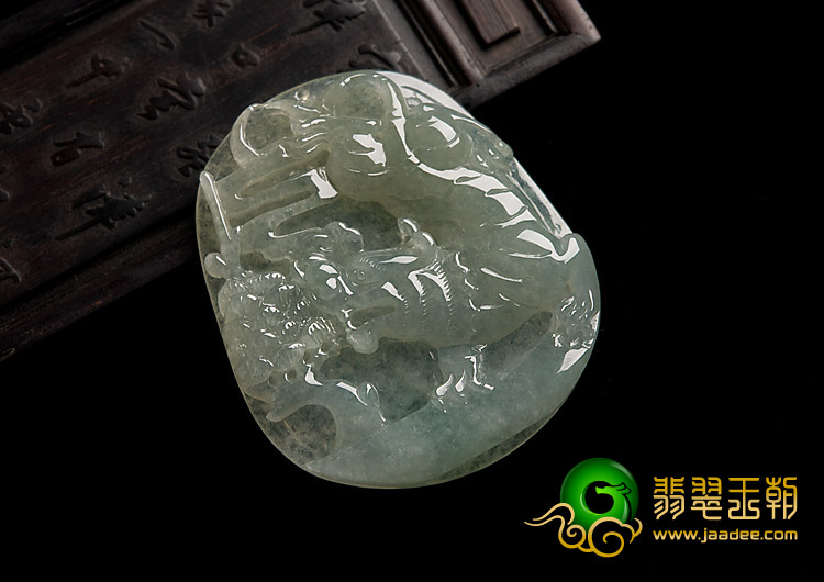 冰种晴水缅甸翡翠A货虎虎生威挂件