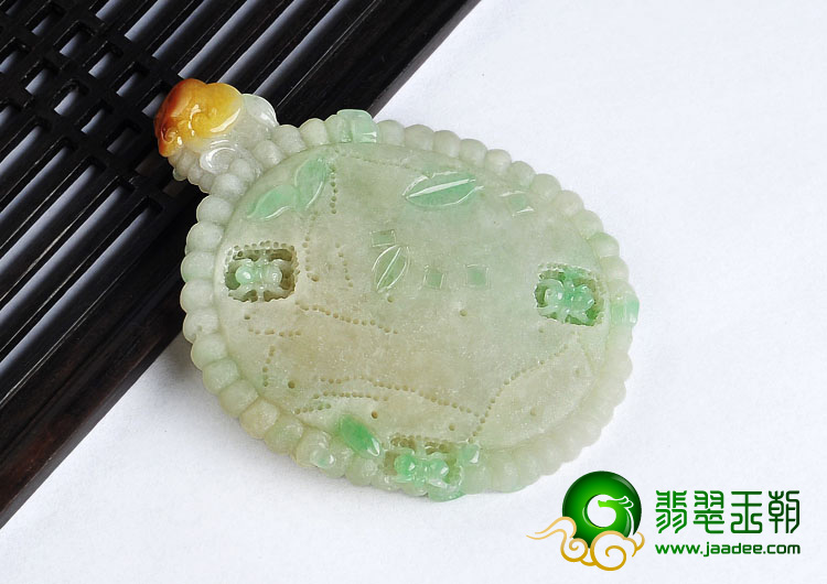 糯冰种三彩缅甸翡翠A货甜甜蜜蜜挂件