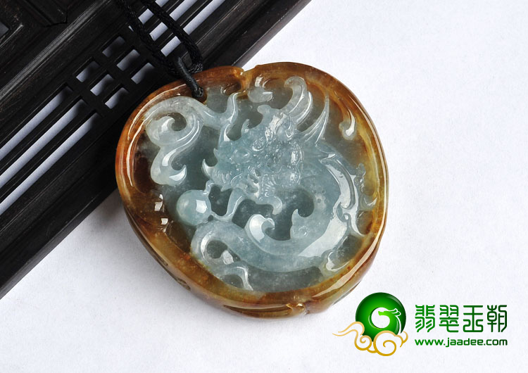 冰种褐黄翡缅甸翡翠A货飞龙在天挂件